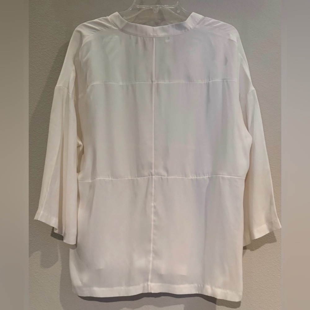FRAME 100% Silk Long Sleeve VNeck Ivory Blouse SZ M Flowy Beachy Boho Chic - Picture 8 of 9